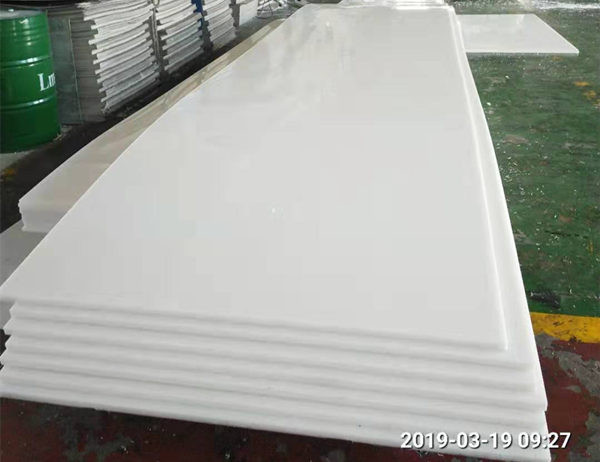 聚乙烯板優勢及其工作環境